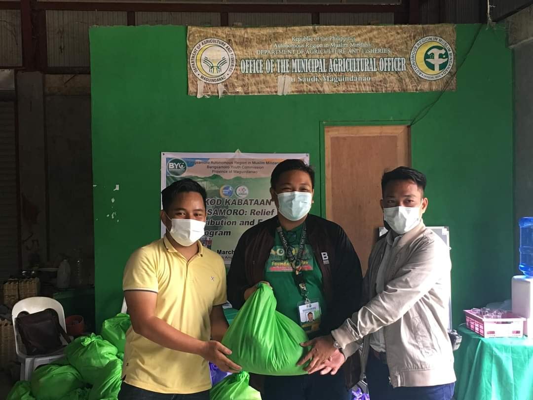 BYC supplements aid to SPMS box IDP youth - Bangsamoro Youth Commission ...